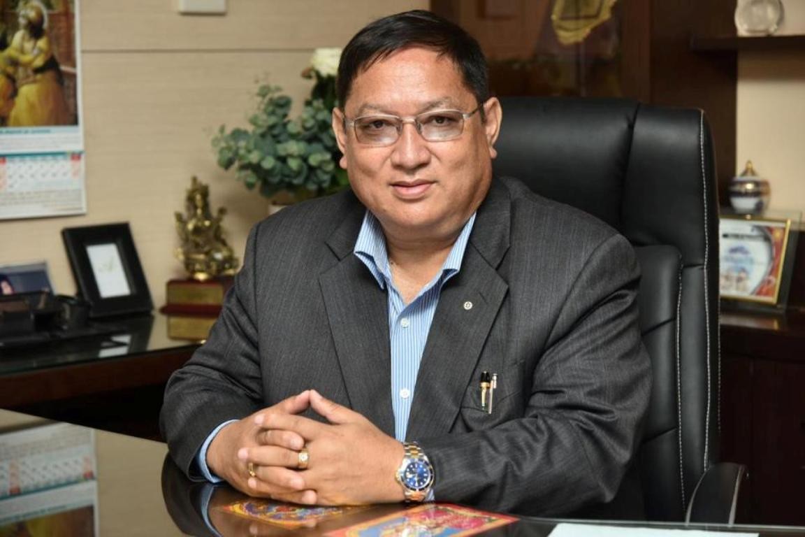 स्वास्थ्य राज्यमन्त्रीको हिसाबकिताब : यसरी आउँदैछ, ५ करोड डोज खोप (तालिकासहित)