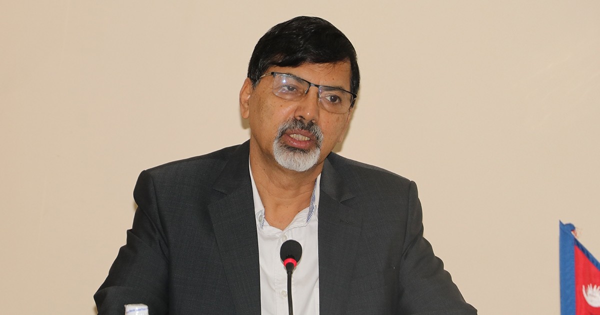 आयातमा भन्दा निर्यातमा आधारित राजश्व बढाउन अर्थमन्त्रीको जोड