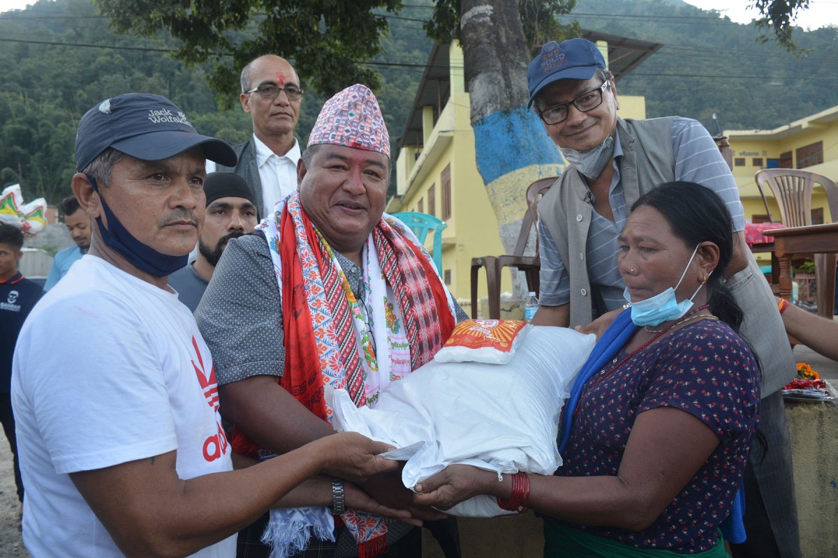 KN-Damauli-RahatBotea.jpg