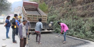 खैरेनीटार–भिमाद सडकखण्ड दैनिक ९ घण्टा अवरुद्ध हुने