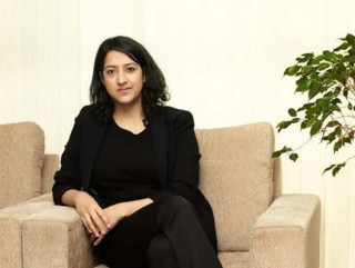 १७ महिना नपुग्दै युनाइटेड इन्स्योरेन्सबाट बाहिरिइन् उपासना पौडेल
