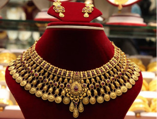 सुनचाँदीको मूल्य बढ्यो, आज कतिमा हुँदैछ कारोबार ?