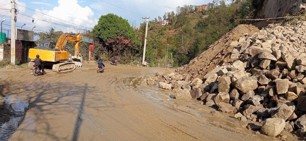 राजमार्ग विस्तारका लागि धुलिखेल–खावा सडक २ दिन बन्द हुने