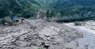 पहिरोमा बेपत्ता महिलाको शव भेटियो, मृतकको संख्या १३ पुग्यो