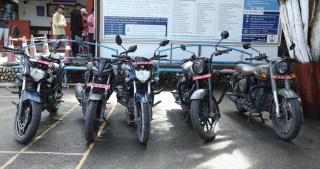 चोरी भएका ५० थान दुई पाङ्ग्रे सवारीसाधन धनीलाई हस्तान्तरण
