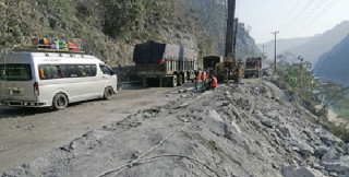 राति १० बजेपछि नारायणगढ–मुग्लिन सडकमा सवारी आवागमन बन्द