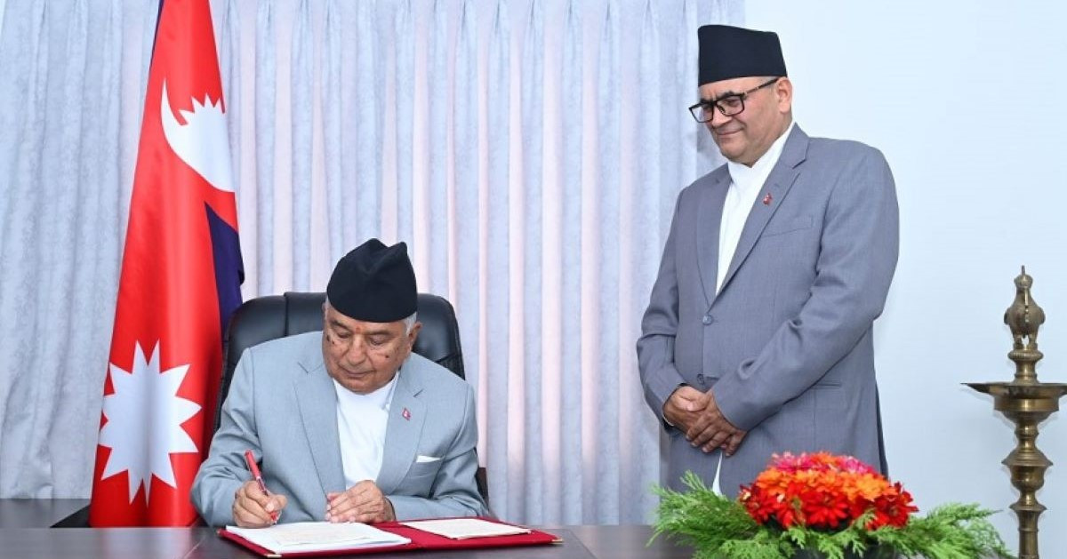 राष्ट्रपतिले बिहिवार मध्यराती कुन कुन चार विधेयक गरे प्रमाणीकरण ?