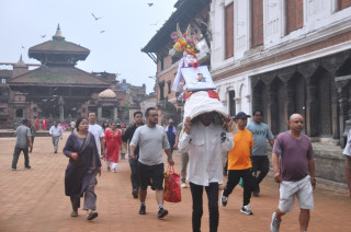 मौलिक शैलीमा ‘साँःपारु’ मनाउँदै भक्तपुरका नेवार समुदाय