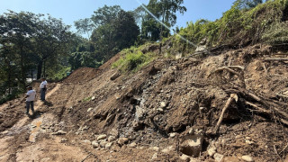 रोल्पाको पहिरोमा परेर कम्तिमा १० जना बेपत्ता (अपडेट)