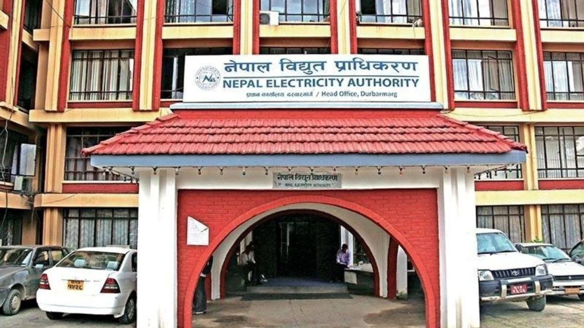भदौमा ५ अर्बको विद्युत् निर्यात, बाढीले बंगलादेश व्यापारमा धक्का