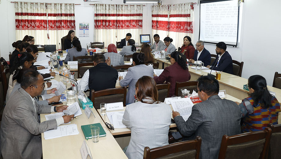 महिला सांसद डिजिटल हिंसामाः सामाजिक सञ्जाल नियमन गर्न जोड
