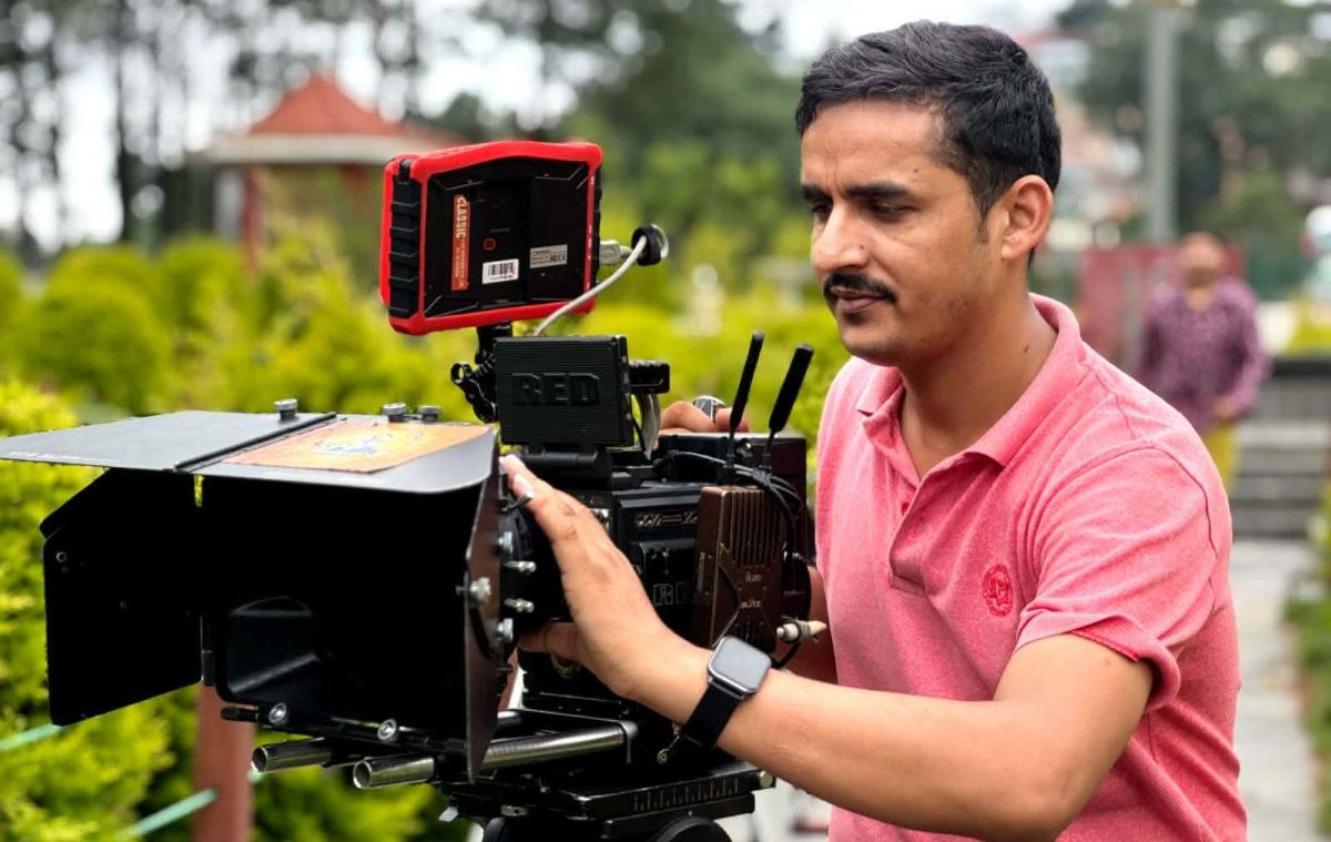 क्यामेराको लेन्सदेखि चलचित्र विकास बोर्डसम्म : बिरेन्द्र भट्टको प्रेरणादायी यात्रा