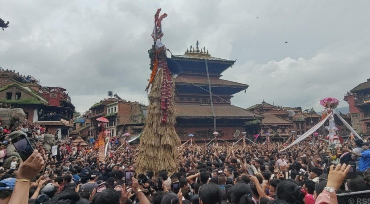 कृष्णलाई नगर परिक्रमा गराउँदै भक्तपुरको गाईजात्रा सम्पन्न