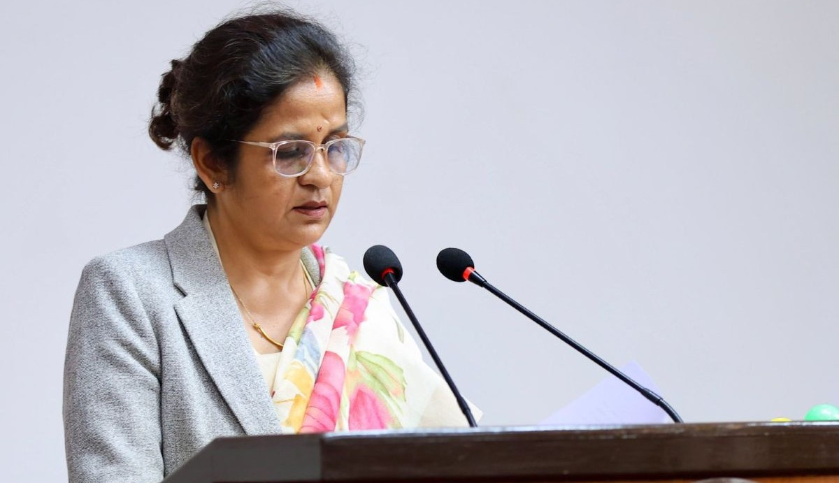 ग्यास उद्योगीलाई ‘पाता फर्काउने’ अभिव्यक्ति दिएकी उद्योगमन्त्री यादवले दिइन् राजीनामा