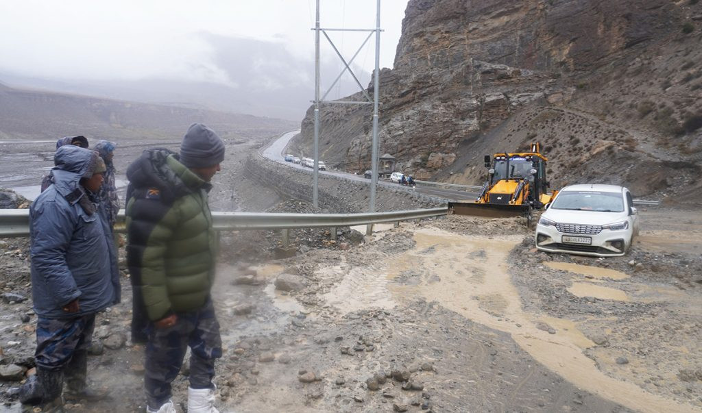 कोरला नाका छिटो सञ्चालनमा ल्याउँन मर्मत तीव्र